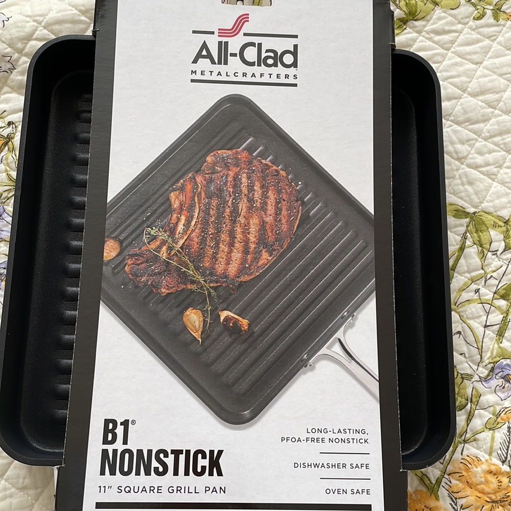 BN All clad PFOA free 11” square griddle, dishwasher & oven safe